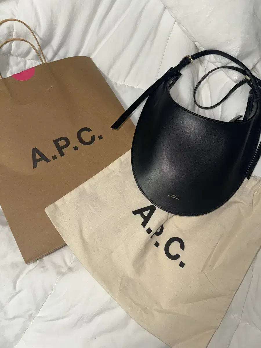 apc iris bag